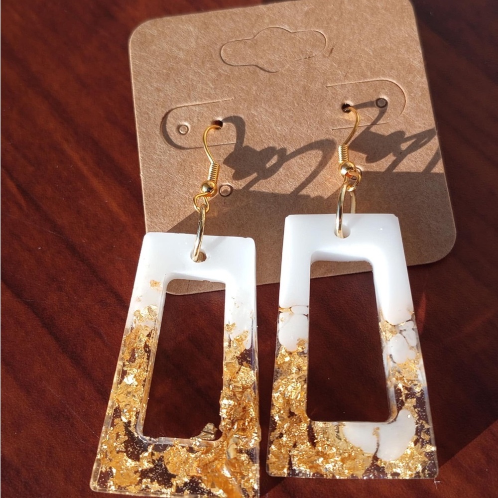 Elegant Gold and White Dangle Earrings
